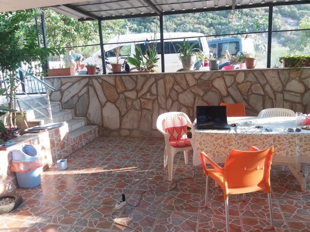 Zeus Apart Pansiyon Guzelcamlı Exterior foto